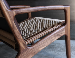 Arkhe Serisi: Zamansız Form, Zanaatkar Dokunuşu Masif Berjer