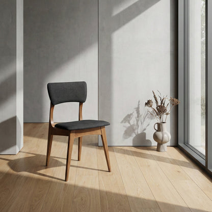 Nord | Zamansız Tasarım Masif Meşe ve Dokulu Kumaş Sandalye